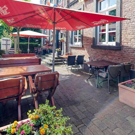 Hotel Restaurant Mathildenhof Пульхайм Экстерьер фото